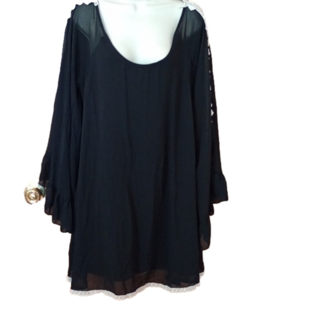 2tee Couture Black Lace Trimmed Dress L